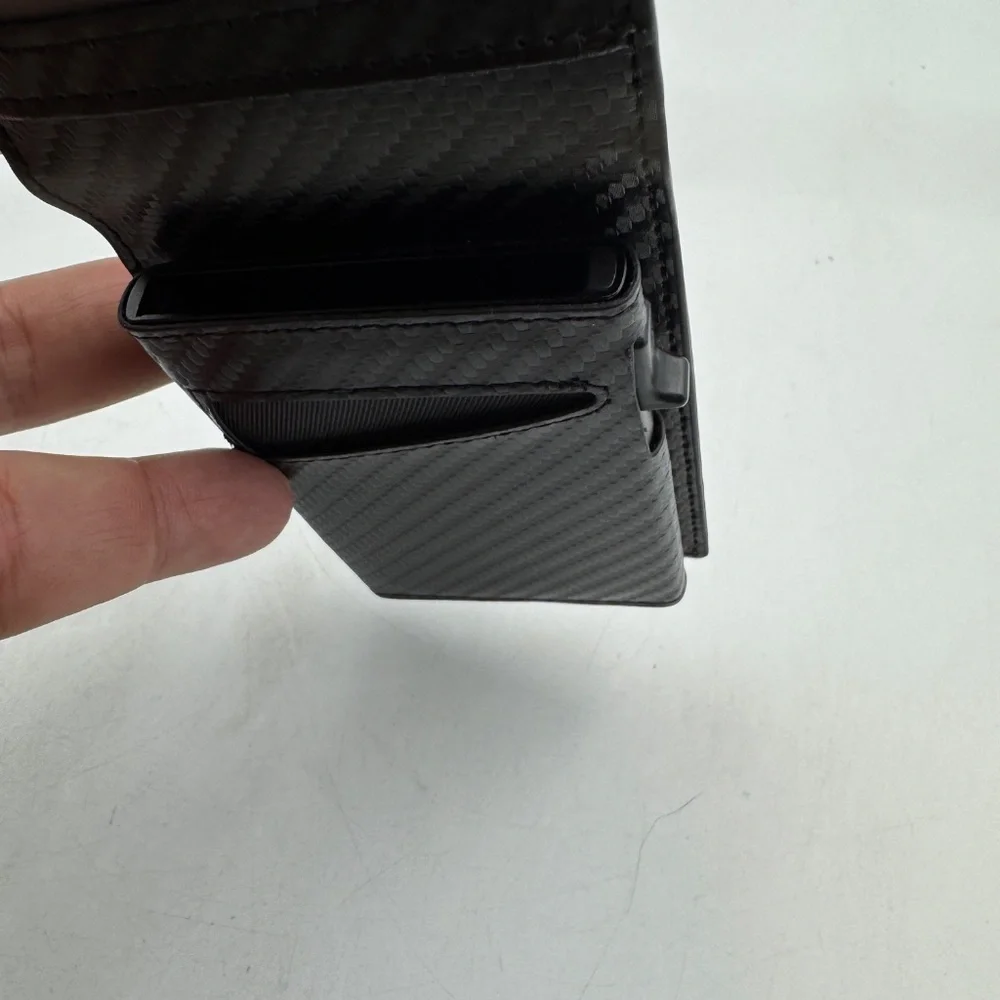 NEW QLD Minimalist Wallet RFID Carbon Fiber Pattern